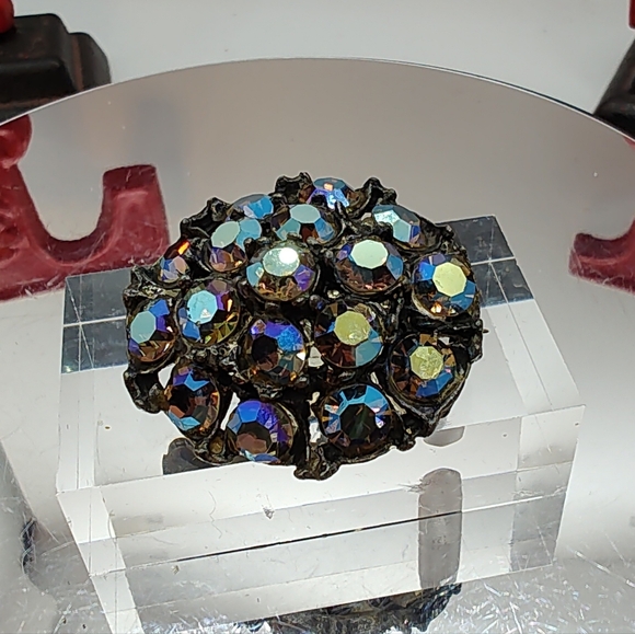 Source Unknown | Jewelry | Vintage Gun Metal Ab Rhinestone Cluster ...
